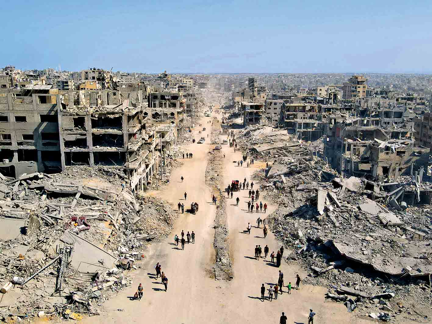 La dualidad de la crisis palestina: entre la devastación en Gaza y la fiesta en Tel Aviv, 500 mil vidas afectadas por el conflicto.