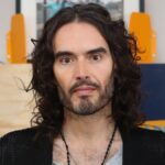 "El escándalo de Russell Brand sigue creciendo: dos nuevas denuncias por abuso sexual sacuden al comediante y ex-marido de Katy Perry"