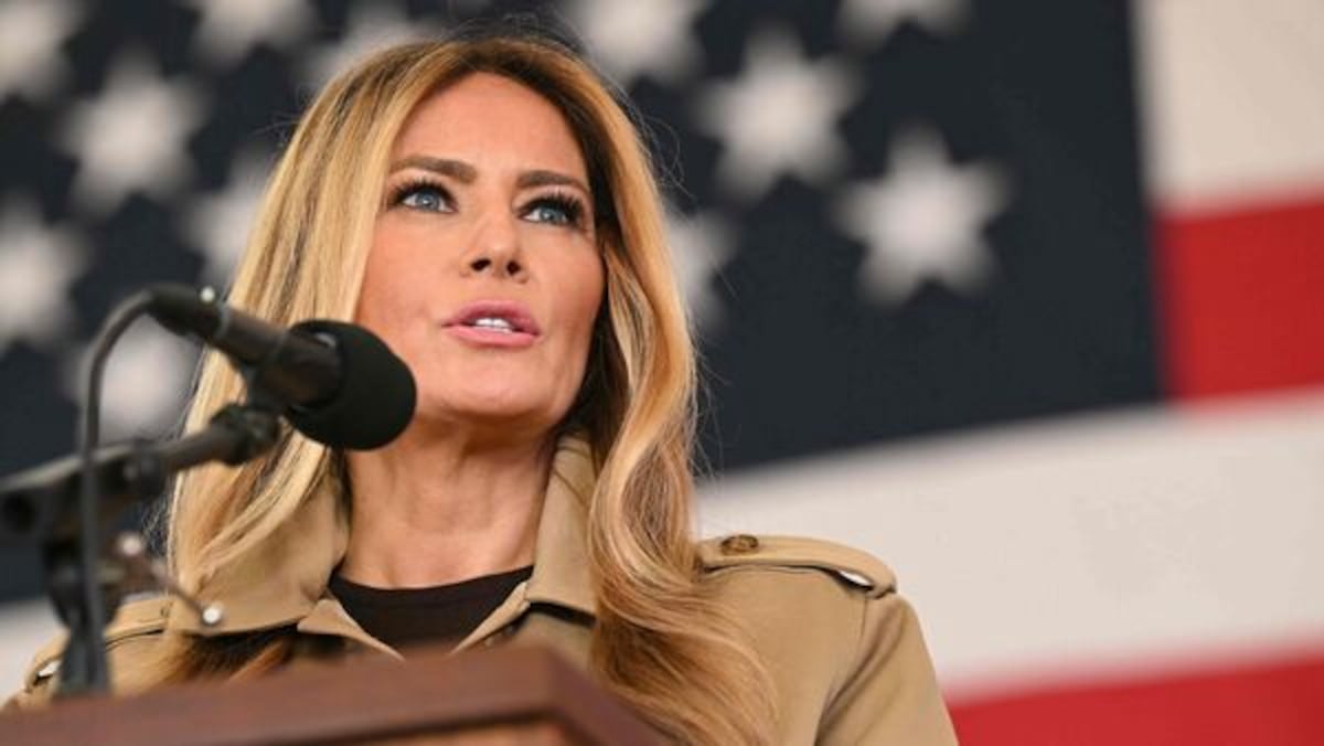 El secreto detrás del papel: El fascinante recorrido personal y profesional de Melania Trump, revelado en un emocionante documental que llega al Centro Trump-Kennedy.