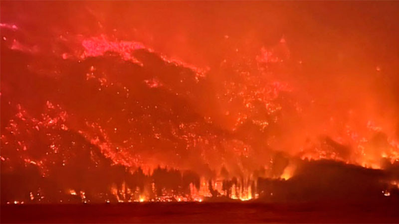 Inferno en la Patagonia: más de 3 mil turistas evacuados en una jornada de dramática escape ante los incendios forestales que azotan Argentina.
