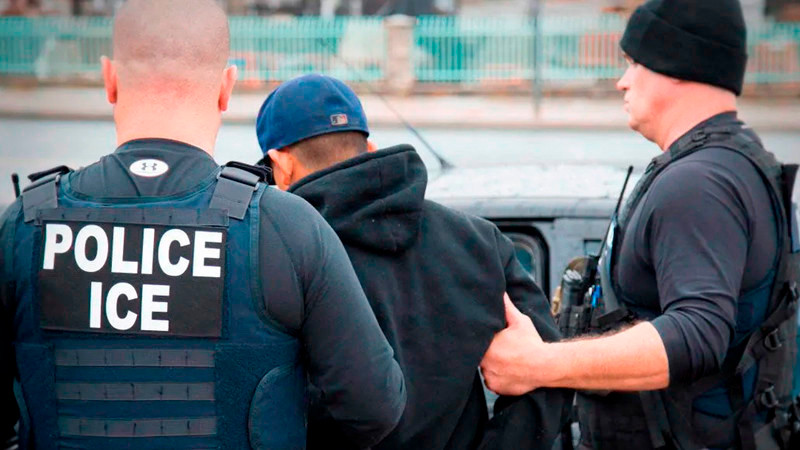 "Un golpe a la institucionalidad: Trump apunta al uso de la Ley de Insurrección en Minnesota después de tensos enfrentamientos con agentes del ICE"