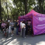 Inician las jornadas de vacunación masiva contra el sarampión en la Ciudad de México.