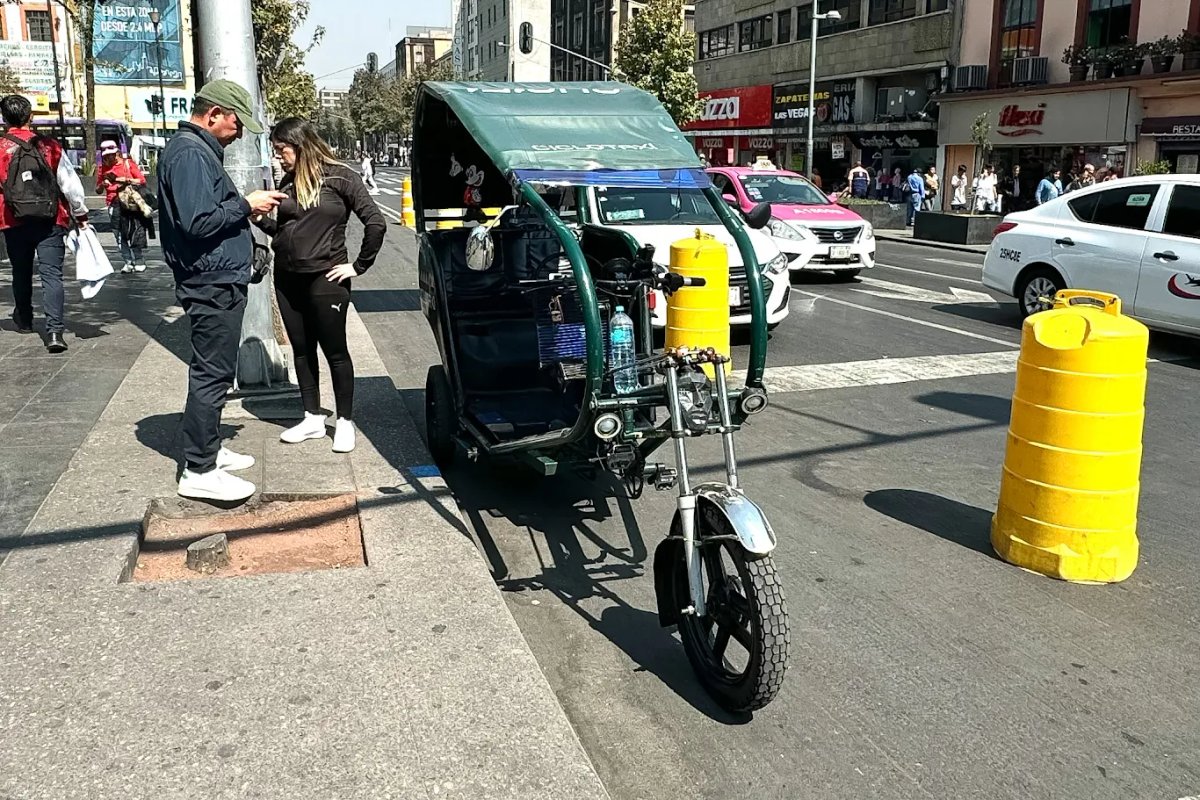 Ciclotaxis del Centro, dolor de cabeza para automovilistas y transeúntes