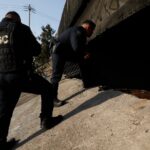 Convertidos en tierra de nadie, los bajopuentes en Azcapotzalco y V. Carranza