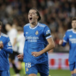 Real Madrid vence al Valencia con goles de Carreras y Mbappé.